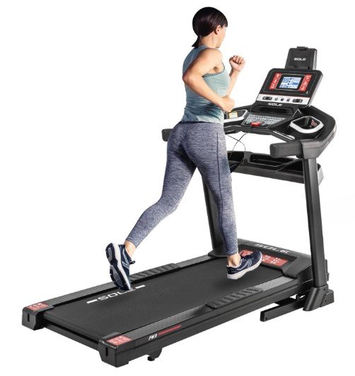 SOLE Fitness Treadmill With Incline