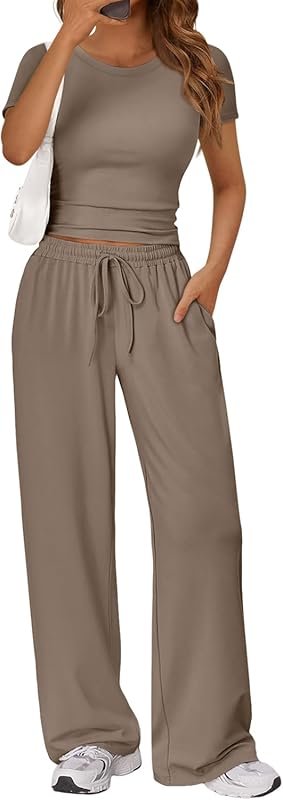 Trendy Queen Women's 2-Piece Matching Summer Lounge Set Side Ruching T