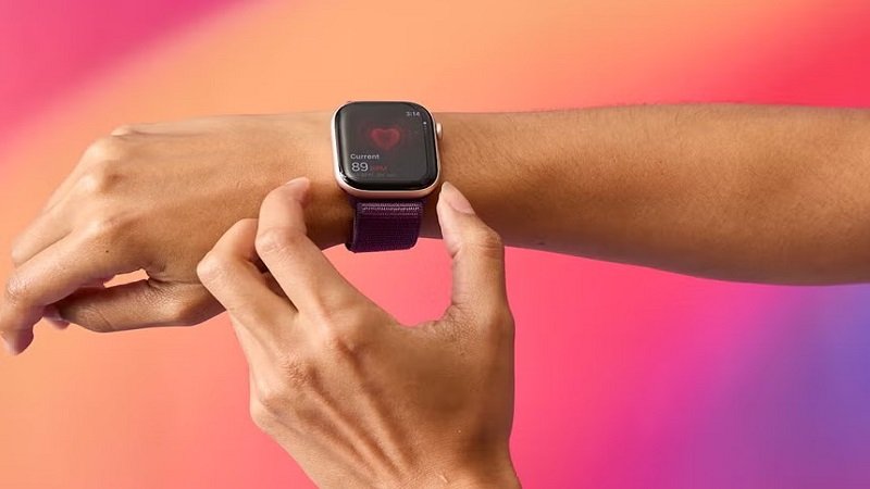 best fitness tracking watches for women