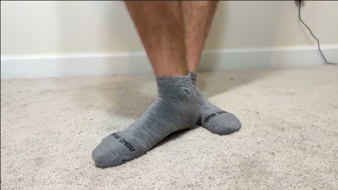 best loose fitting socks