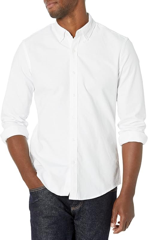 Amazon Essentials Men's Long-Sleeve Oxford Shirt in Classic Fit