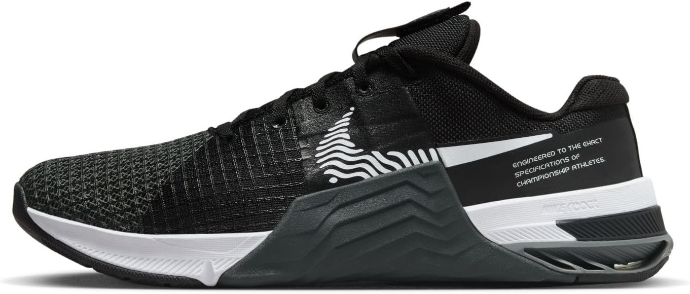 Nike Men's Metcon 8 Sneakers: Durable Stability, Rope Guard for Cross-