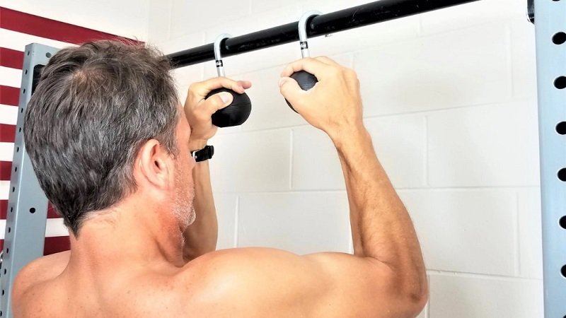 best pull up grips for shoulders