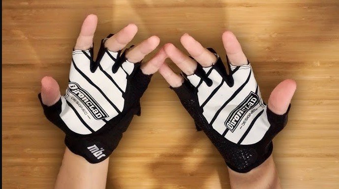 best yoga gloves for sweaty hands